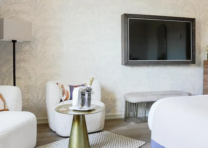Cedre Beaune, A Beauvallon Hotel & Spa